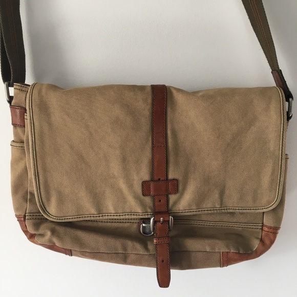 Fossil crossbody messenger bag - Picture 1 of 12